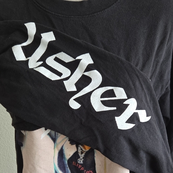 Usher Flipper's 2023 Vegas Residency Black and White Long Sleeve Tees - Picture 3 of 10